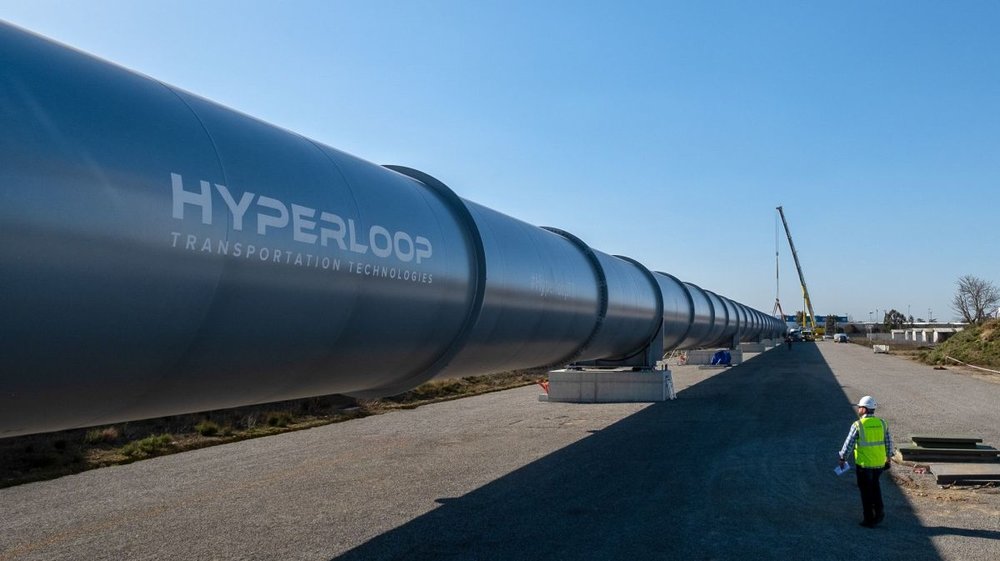 Hyperloop Transportation Technologies présente au Département des Transports américain sa piste d'essai grandeur nature ainsi que ses directives en matière de certification